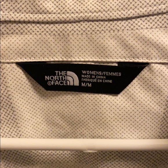 Northface waterproof jacket - Picture 3 of 4